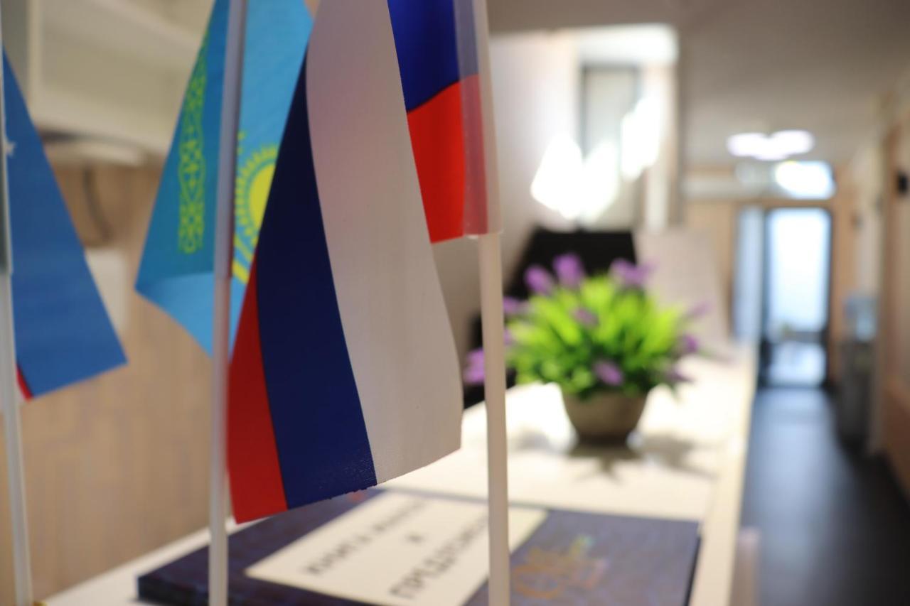 Bobur Hotel タシュケント エクステリア 写真