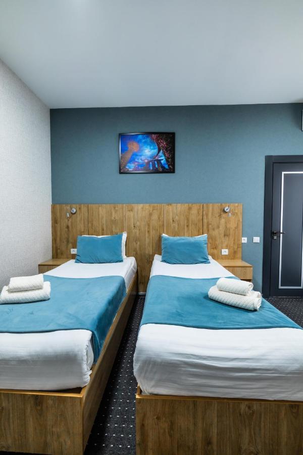Bobur Hotel タシュケント エクステリア 写真