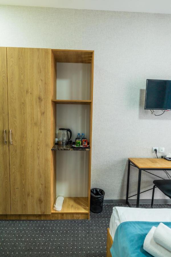 Bobur Hotel タシュケント エクステリア 写真