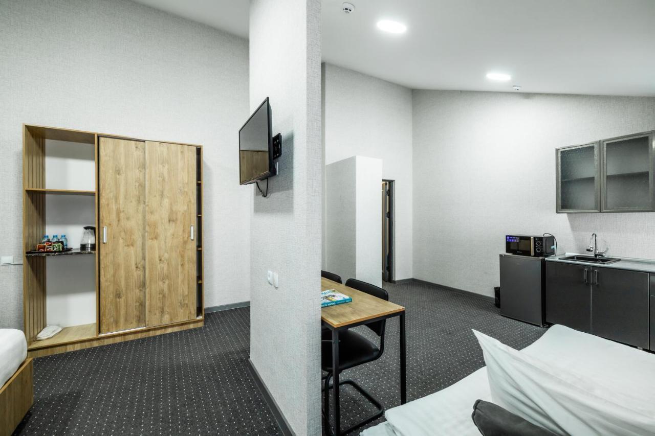 Bobur Hotel タシュケント エクステリア 写真