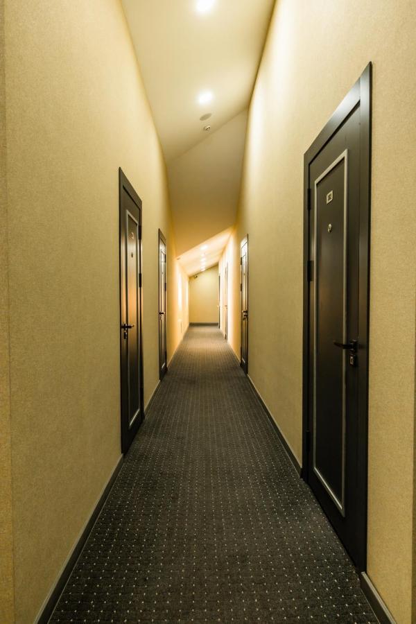 Bobur Hotel タシュケント エクステリア 写真