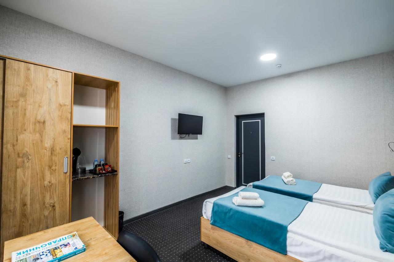 Bobur Hotel タシュケント エクステリア 写真