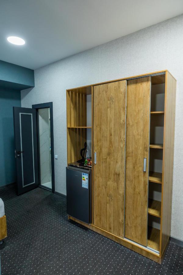 Bobur Hotel タシュケント エクステリア 写真